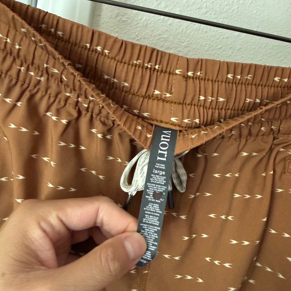 NWT VUORI peach printed athletic pull on elastic drawstring waist shorts - Picture 7 of 7